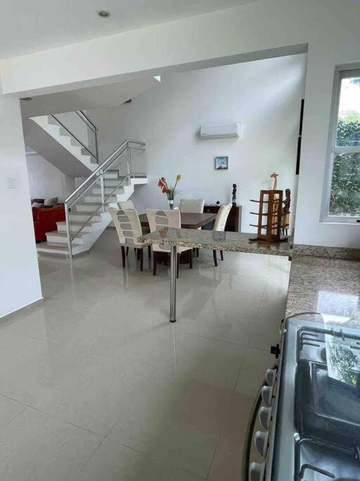 Victoria'S Beach House Heroica Heroica Alvarado Exterior foto